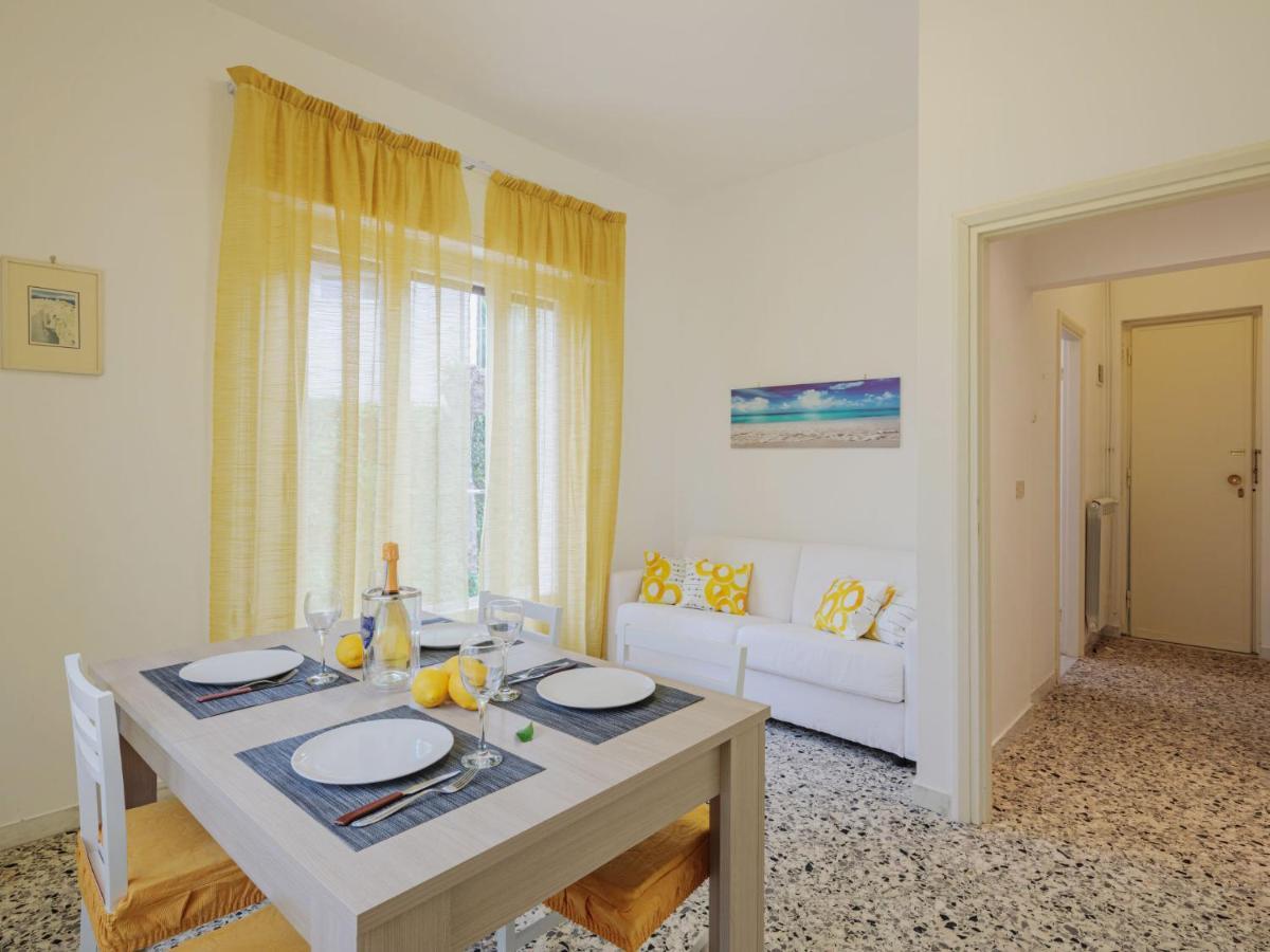 Holiday Home Manuela By Interhome Марина-ди-Пьетрасанта Экстерьер фото